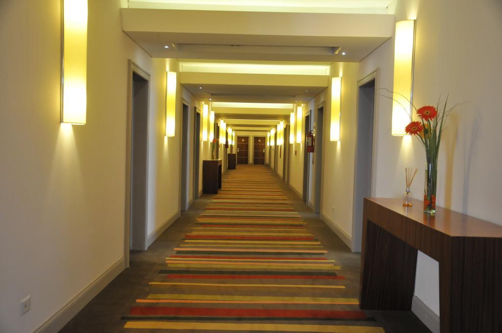 Antu Malal Hotel Plaza Huincul Zewnętrze zdjęcie