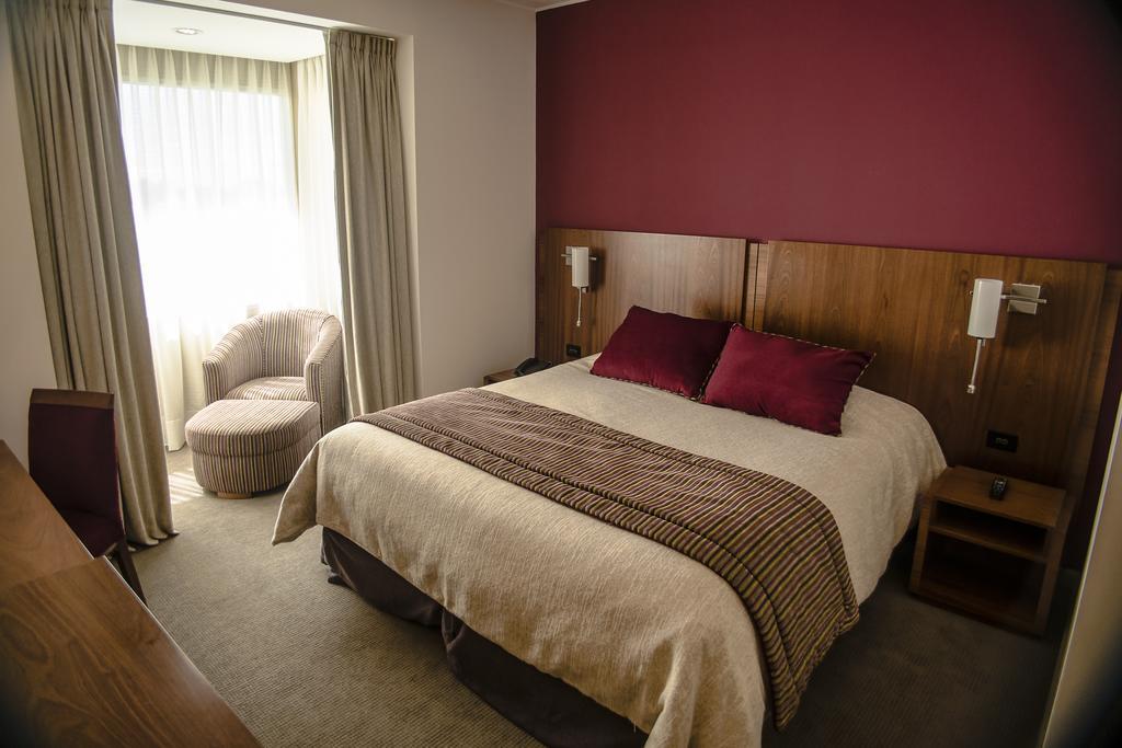 Antu Malal Hotel Plaza Huincul Zewnętrze zdjęcie