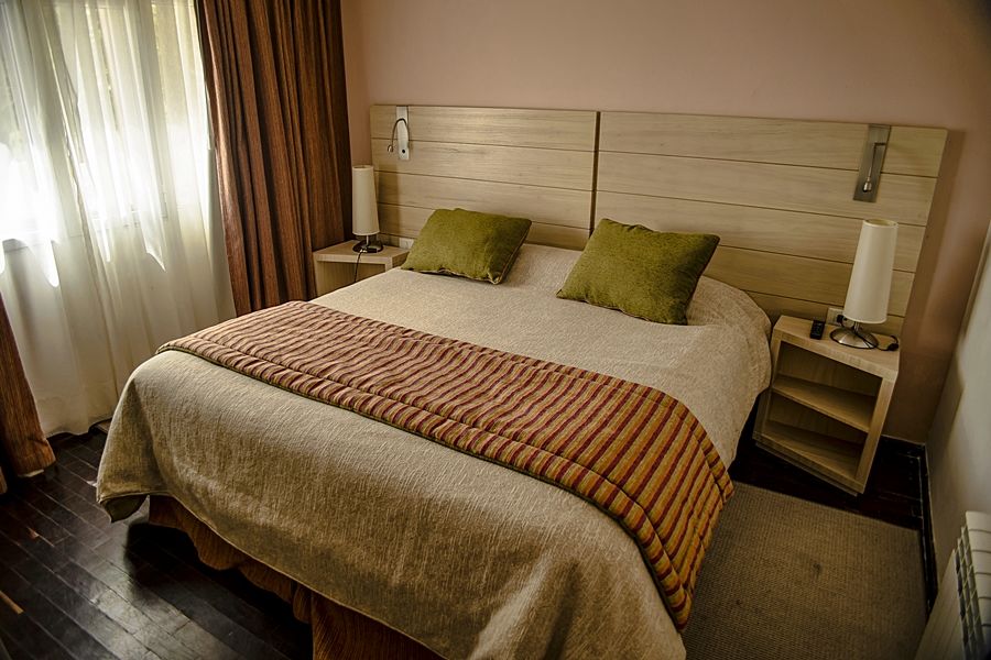 Antu Malal Hotel Plaza Huincul Zewnętrze zdjęcie