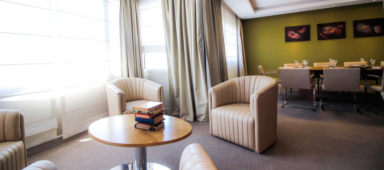 Antu Malal Hotel Plaza Huincul Zewnętrze zdjęcie